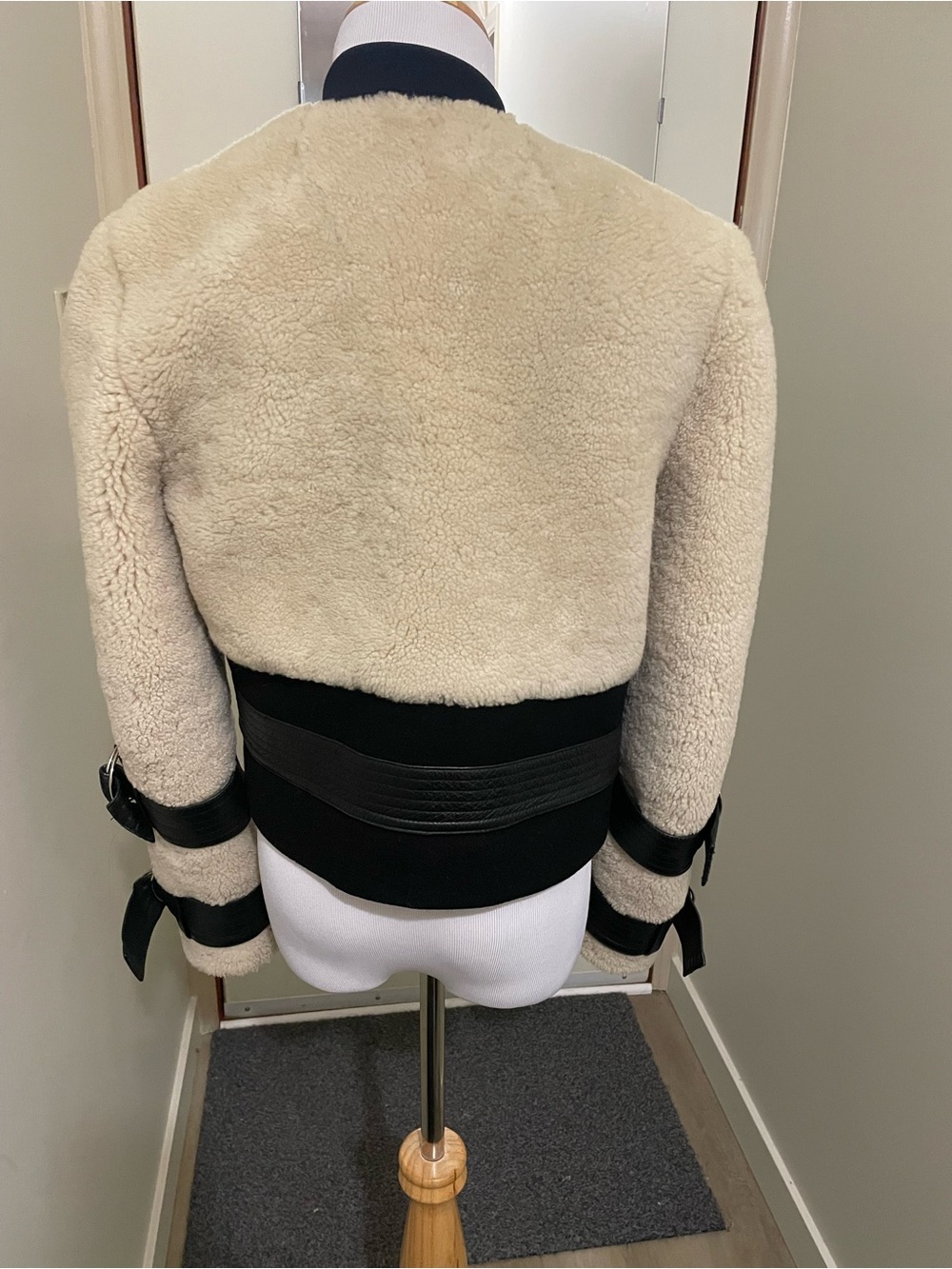 Gorgeous A.L.C. Cream and Black Faux Shearling Bomber Jacket - Picture 7 of 14